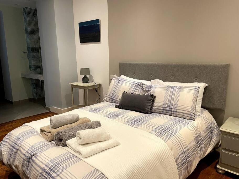 Stylish 2Br Contemporary Design Perfect Vacation Apartment Gibraltar Exterior photo